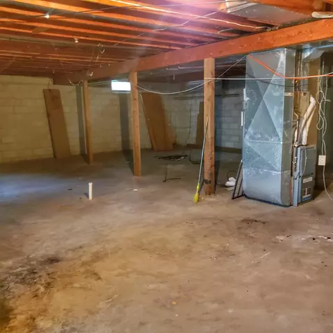 7354 S Rustic Dr, De Motte, IN 46310 photo 13