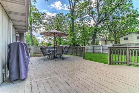 525 Hillside Dr, Dyer, IN 46311 photo 24