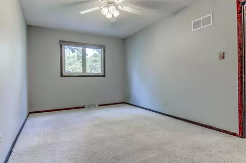525 Hillside Dr, Dyer, IN 46311 photo 23