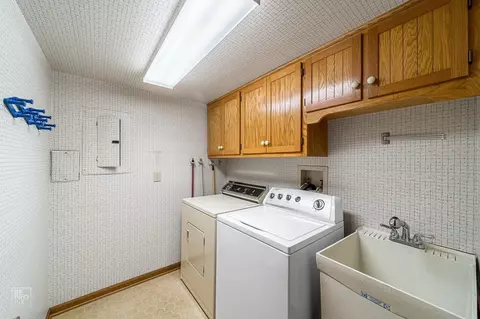 8831 Harrison Ave #101, Munster, IN 46321 photo 12