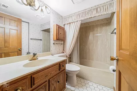 8831 Harrison Ave #101, Munster, IN 46321 photo 7