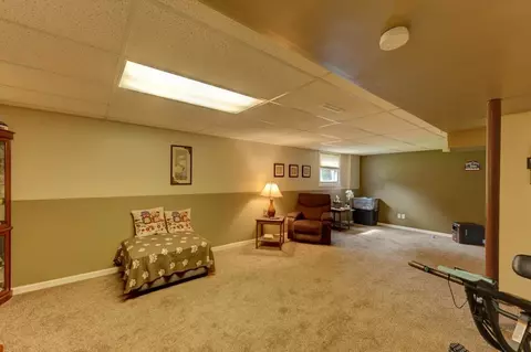 8472 Edison St, Crown Point, IN 46307 photo 12