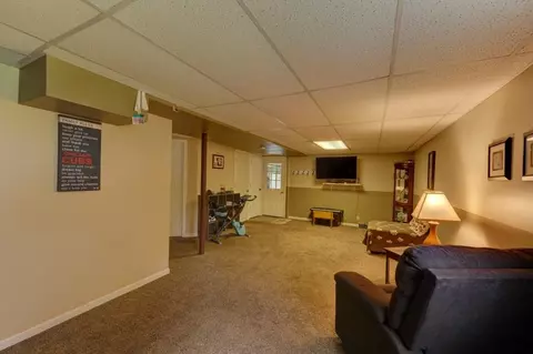 8472 Edison St, Crown Point, IN 46307 photo 11