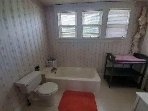 18 Lowell St, La Crosse, IN 46348 photo 14