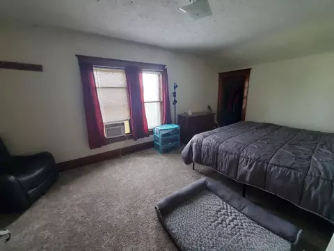18 Lowell St, La Crosse, IN 46348 photo 15