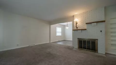 1400 E North St, Crown Point, IN 46307 photo 3