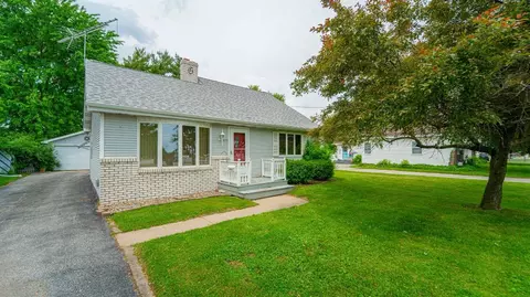 1400 E North St, Crown Point, IN 46307 photo 1