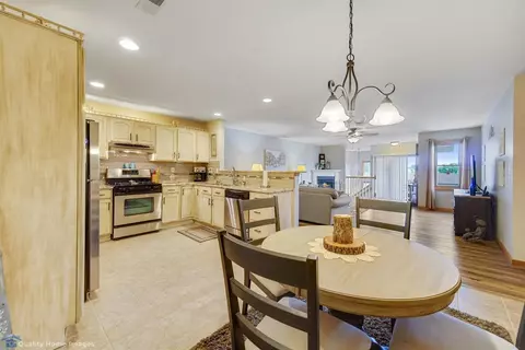 982 Birch Dr, Crown Point, IN 46307 photo 8