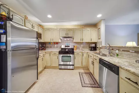 982 Birch Dr, Crown Point, IN 46307 photo 9