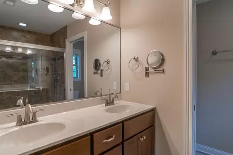 860 Veterans Ln, Crown Point, IN 46307 photo 17