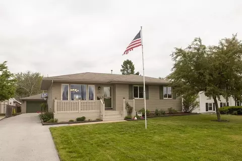 930 W Pine St, Griffith, IN 46319 photo 1