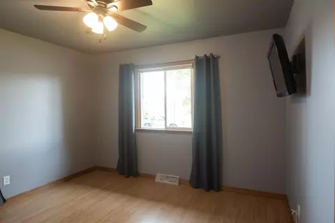 930 W Pine St, Griffith, IN 46319 photo 11