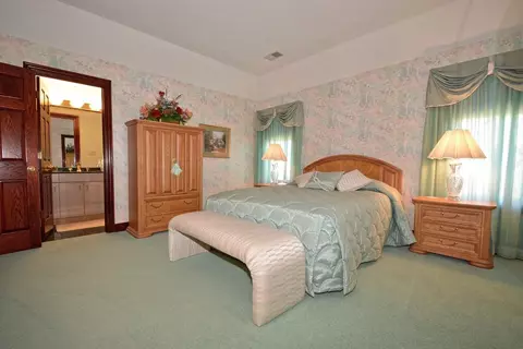 933 Waterville Ct, Dyer, IN 46311 photo 22