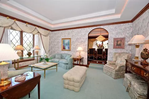 933 Waterville Ct, Dyer, IN 46311 photo 3
