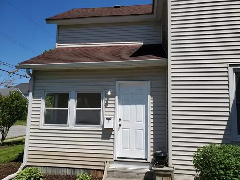 723 E Clark St, Crown Point, IN 46307 photo 2