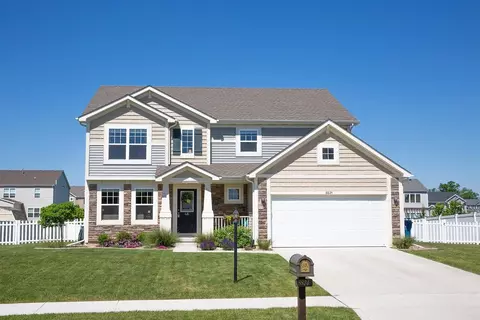 8824 Mallard Ln, Saint John, IN 46373 photo 1