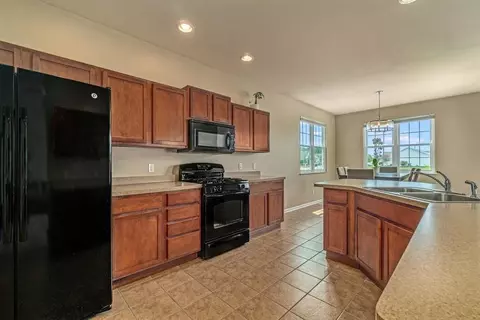 1815 E 103rd Pl, Crown Point, IN 46307 photo 5