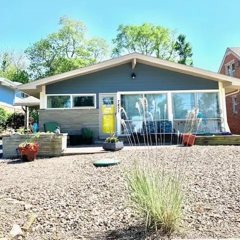 7431 Oak Ave, Gary, IN 46403 photo 1