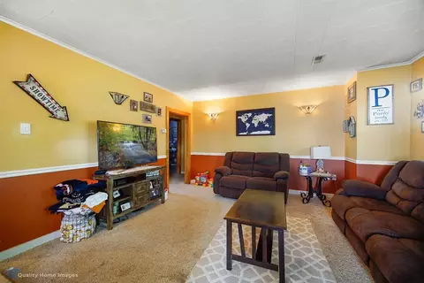 846 Dixie, Beecher, IL 60401 photo 3