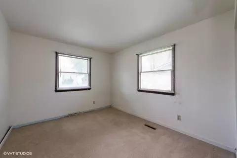 330 Michigan St, Porter, IN 46304 photo 6