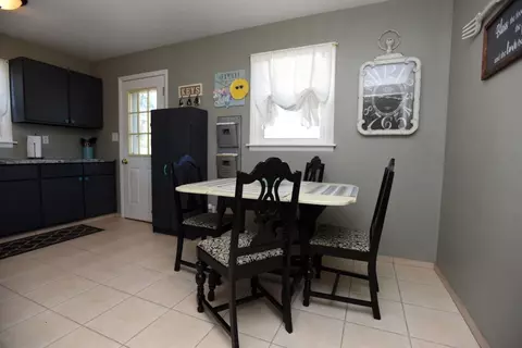 1016 N Dwiggins St, Griffith, IN 46319 photo 5