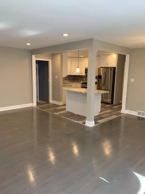 6505 Ash Pl, Gary, IN 46403 photo 9