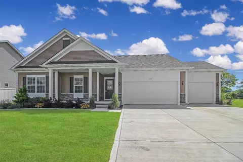 11207 Summerlin St, Cedar Lake, IN 46303 photo 1