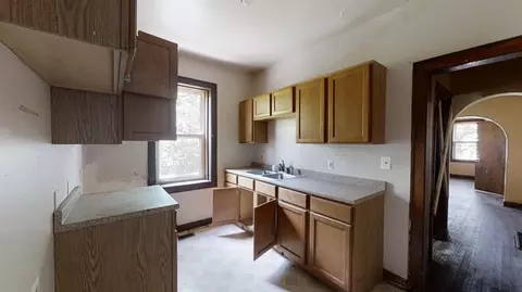 584 Sibley St, Hammond, IN 46320 photo 12