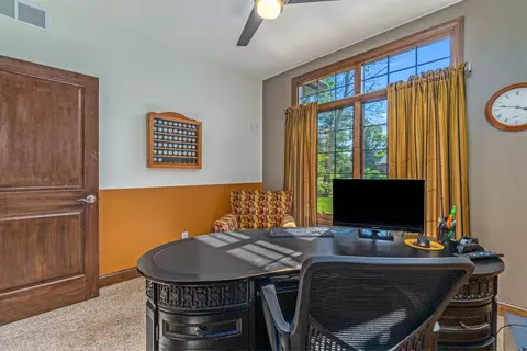 10929 Bunker Dr, De Motte, IN 46310 photo 23