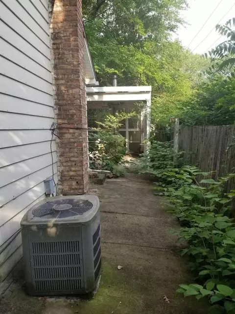 7420 Locust Ave, Gary, IN 46403 photo 35