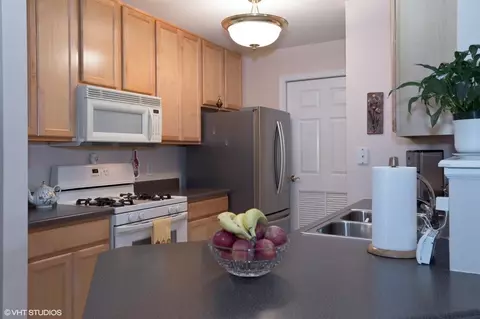 630 Cambridge Ct #2A, Munster, IN 46321 photo 5