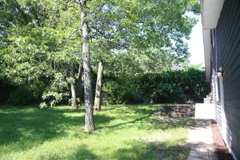 7919 Hemlock Ave, Gary, IN 46403 photo 10