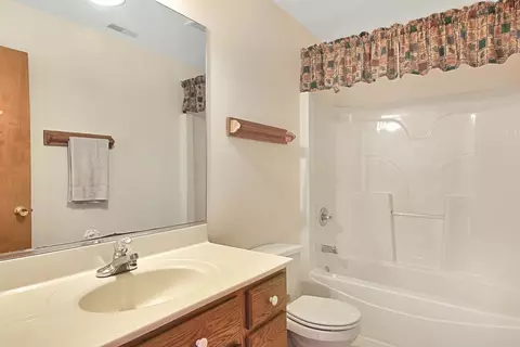 3636 Franklin Ave, Highland, IN 46322 photo 10