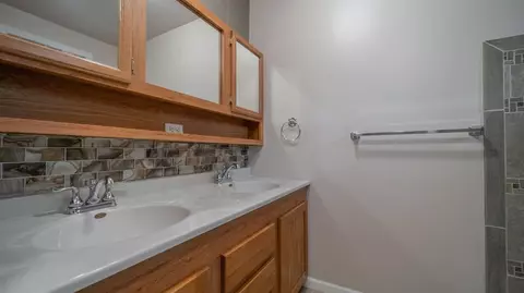 8318 S Range Rd, Union Mills, IN 46382 photo 14