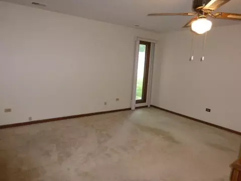 435 Old Stone Rd #B-3, Munster, IN 46321 photo 7