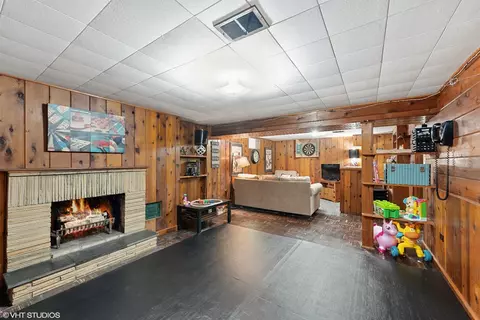 7732 Locust Ave, Gary, IN 46403 photo 10