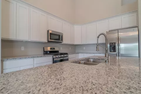 3121 Devonshire Cir, Crown Point, IN 46307 photo 8