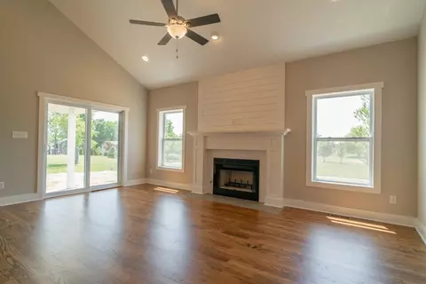 3121 Devonshire Cir, Crown Point, IN 46307 photo 3