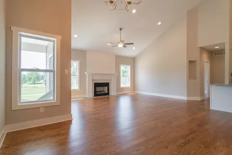 3121 Devonshire Cir, Crown Point, IN 46307 photo 5