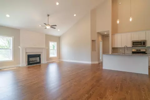 3121 Devonshire Cir, Crown Point, IN 46307 photo 13