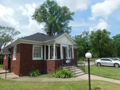 1044 Harrison Blvd, Gary, IN 46402 photo 1