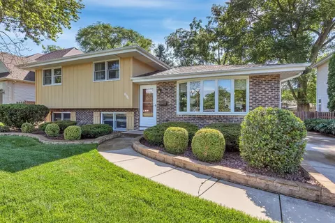 8104 Beech Ave, Munster, IN 46321 photo 1