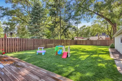 8104 Beech Ave, Munster, IN 46321 photo 22
