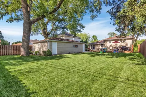 8104 Beech Ave, Munster, IN 46321 photo 23