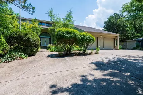 5 Summitt Dr, Dune Acres, IN 46304 photo 2