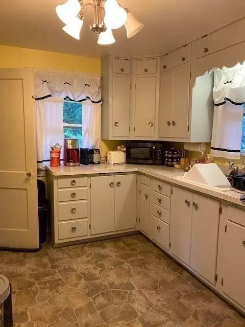4718 W 47th Ave, Gary, IN 46408 photo 8