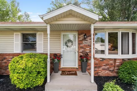 2433 Juniper St, Portage, IN 46368 photo 2