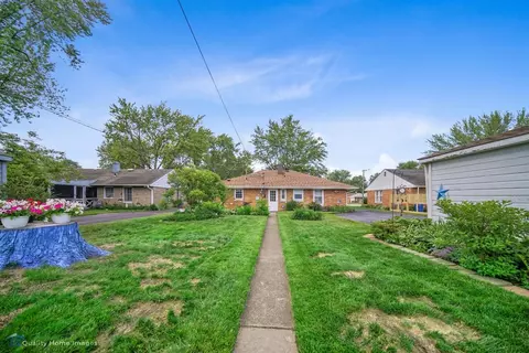 605 W Pine St, Griffith, IN 46319 photo 17