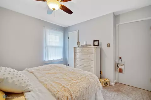 605 W Pine St, Griffith, IN 46319 photo 9