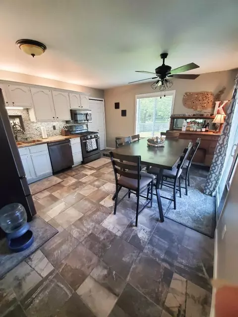 120 Pheasant Run Dr, Porter, IN 46304 photo 10